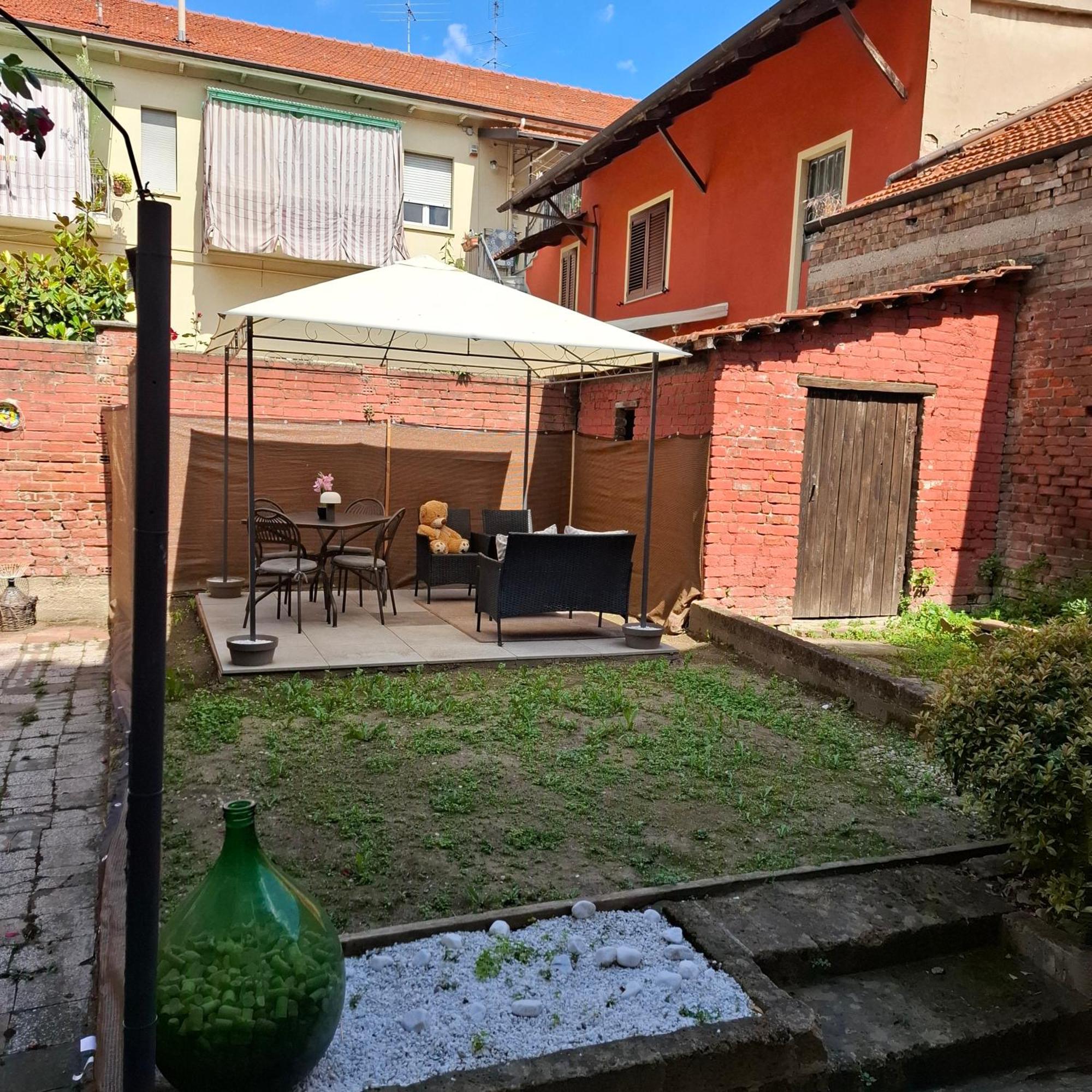 阿斯蒂Casa Magenta公寓 外观 照片